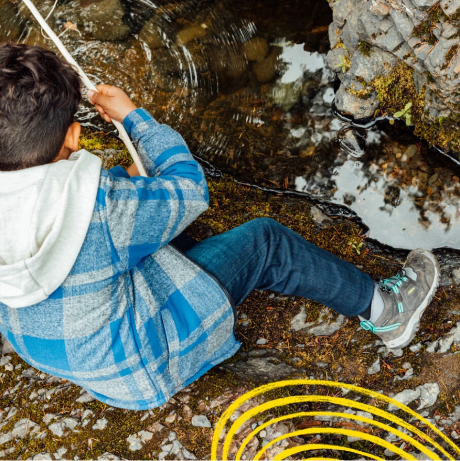 Bota Impermeable Ridge Flex Para Niños Grandes Con Alfombra Roja Bisonte